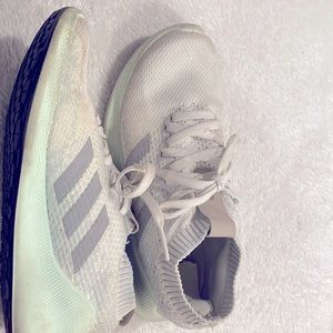 Pure Bounce Adidas Tennis shoes